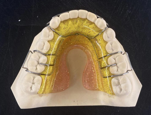 Tragbare Hawley-Orthodontik-Halterung Langlebig mit glatter Oberfläche